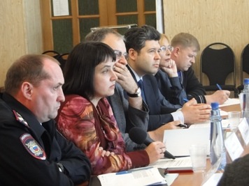 Общественная палата предложила политическим партиям подписать соглашение «За честные выборы» Общественная палата предложила политическим партиям подписать соглашение «За честные выборы»