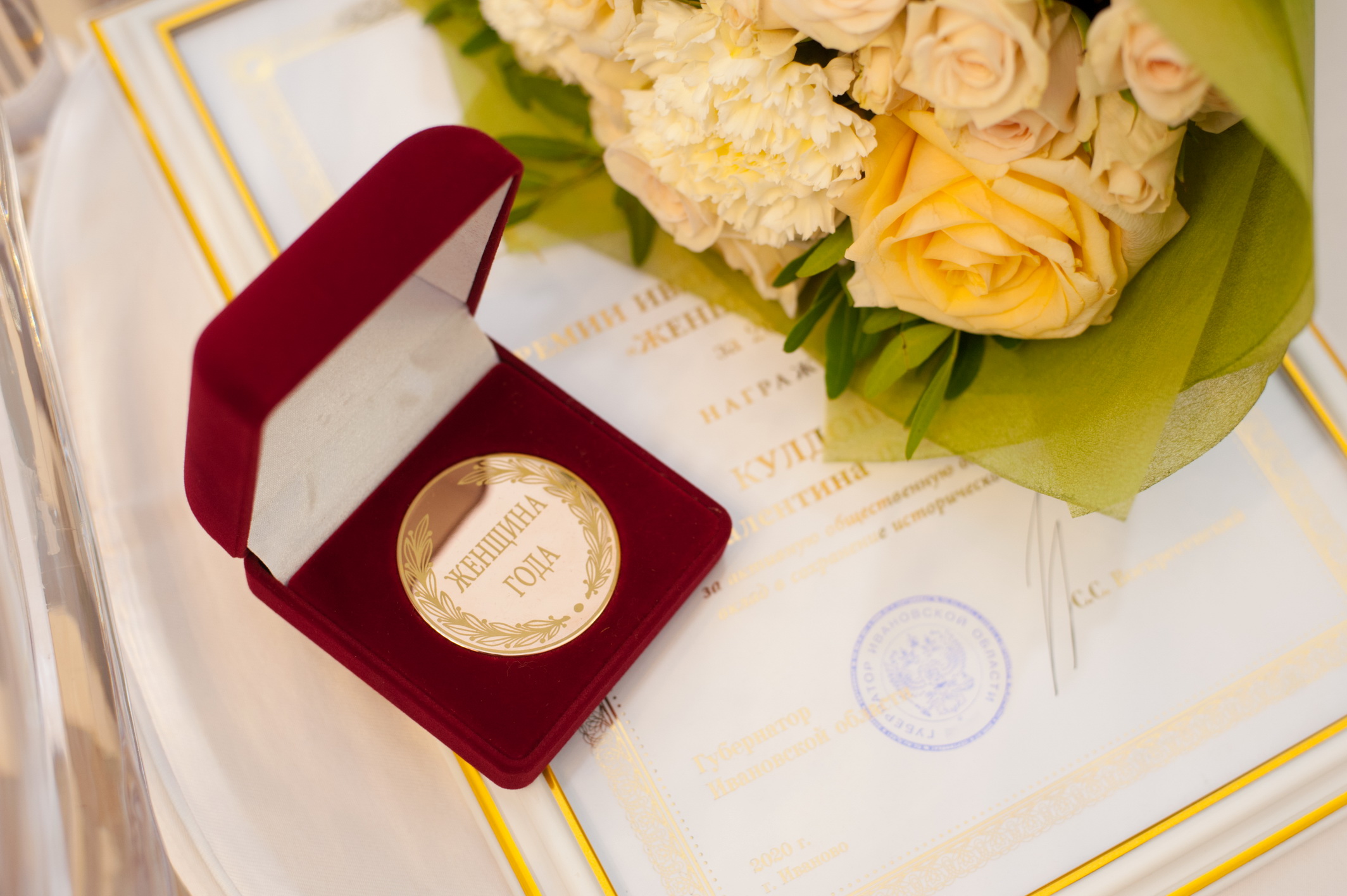 Станислав Воскресенский поздравил жительниц региона с приближающимся Международным женским днём