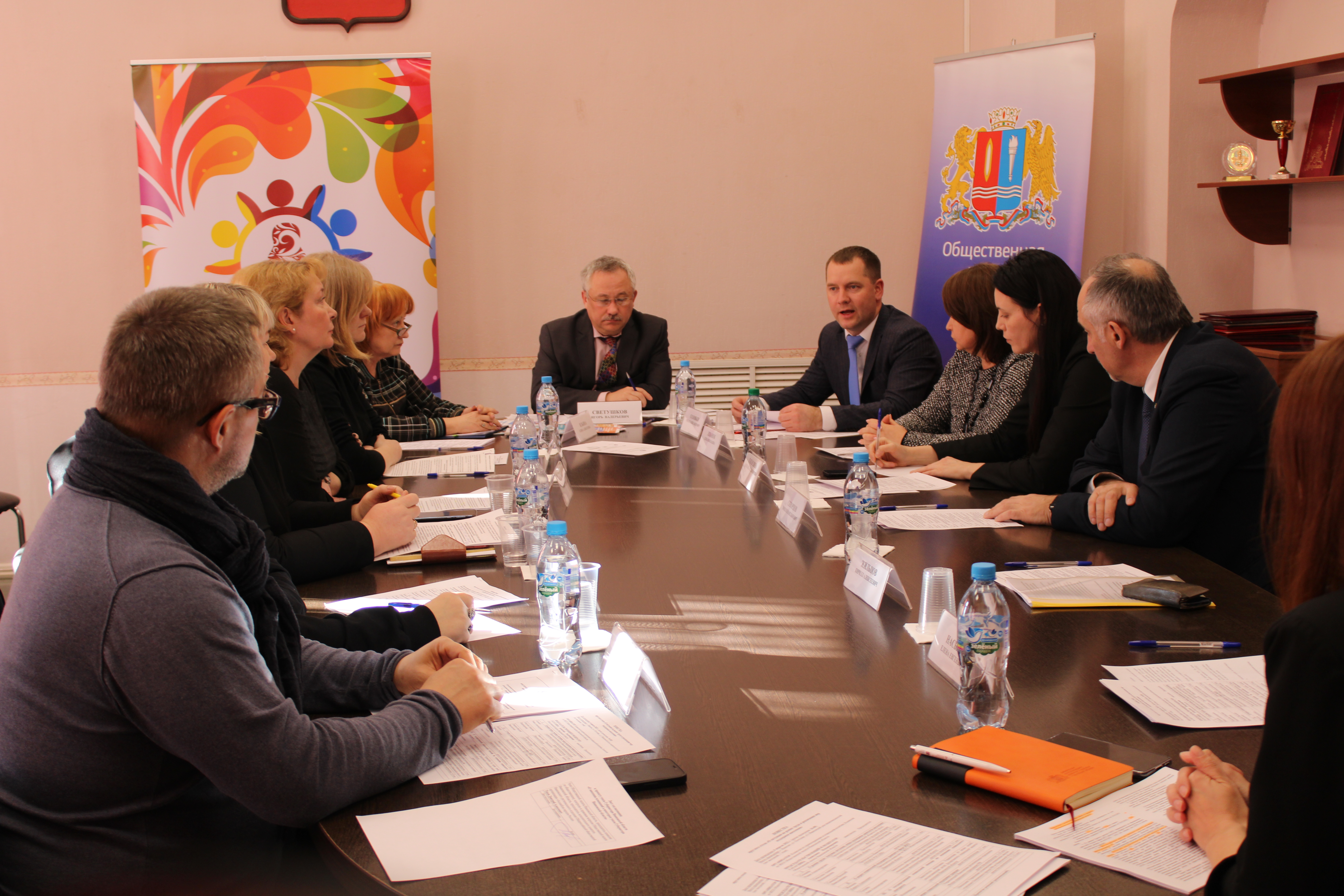 Ситуация на рынке труда и реализация мер поддержки населения рассматривались  в Общественной палате Ивановской области