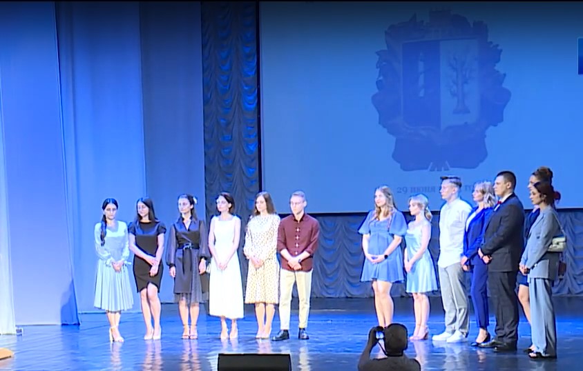 Состоялась церемония вручения дипломов выпускникам Ивановской государственной медицинской академии