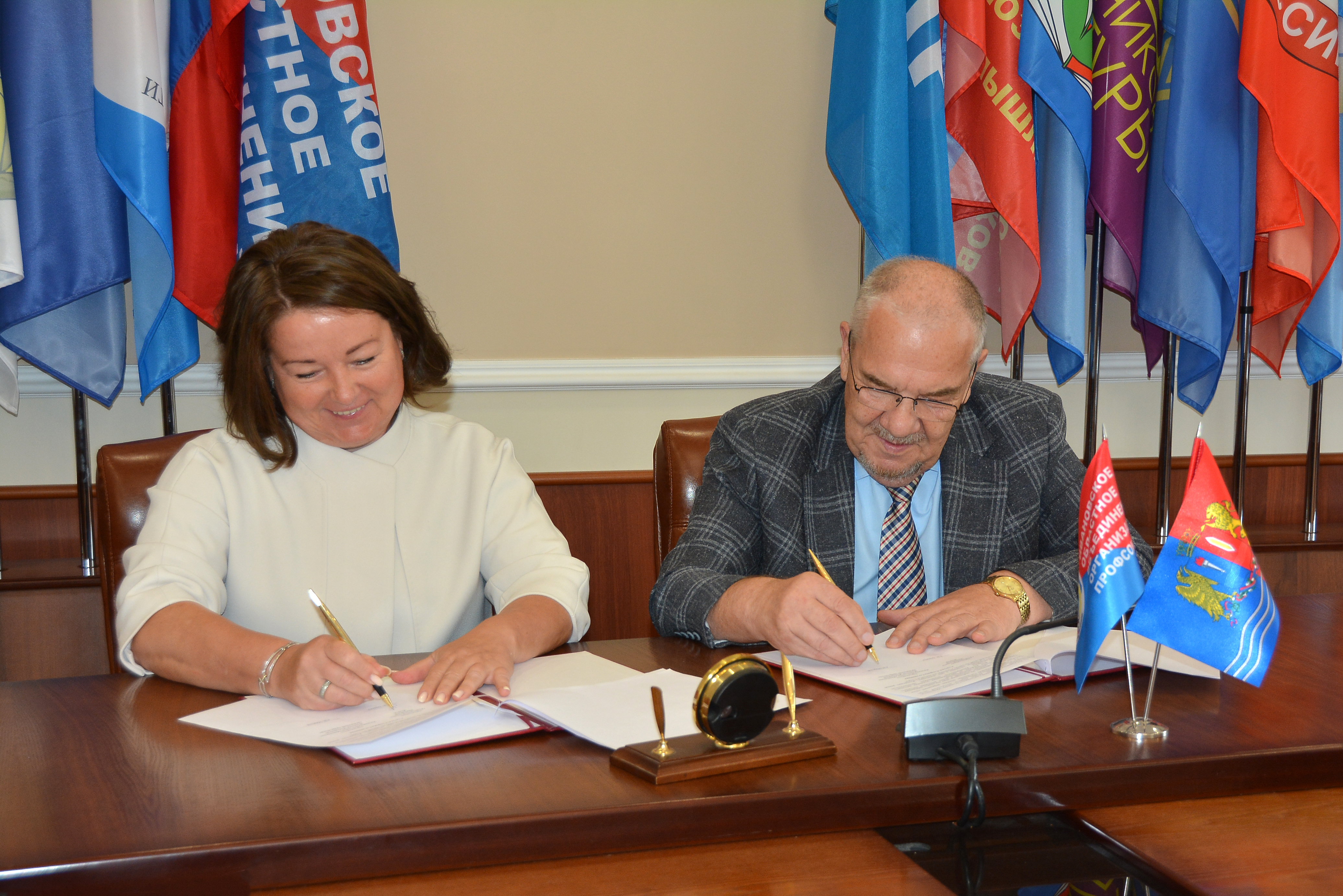 Общественная палата Ивановской области и Региональный союз «Ивановское областное объединение организаций профсоюзов» заключили соглашение о сотрудничестве
