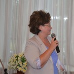 Член Общественной палаты Марина Дмитриева наградила победителей конкурса, приуроченного к Дню семьи, любви и верности