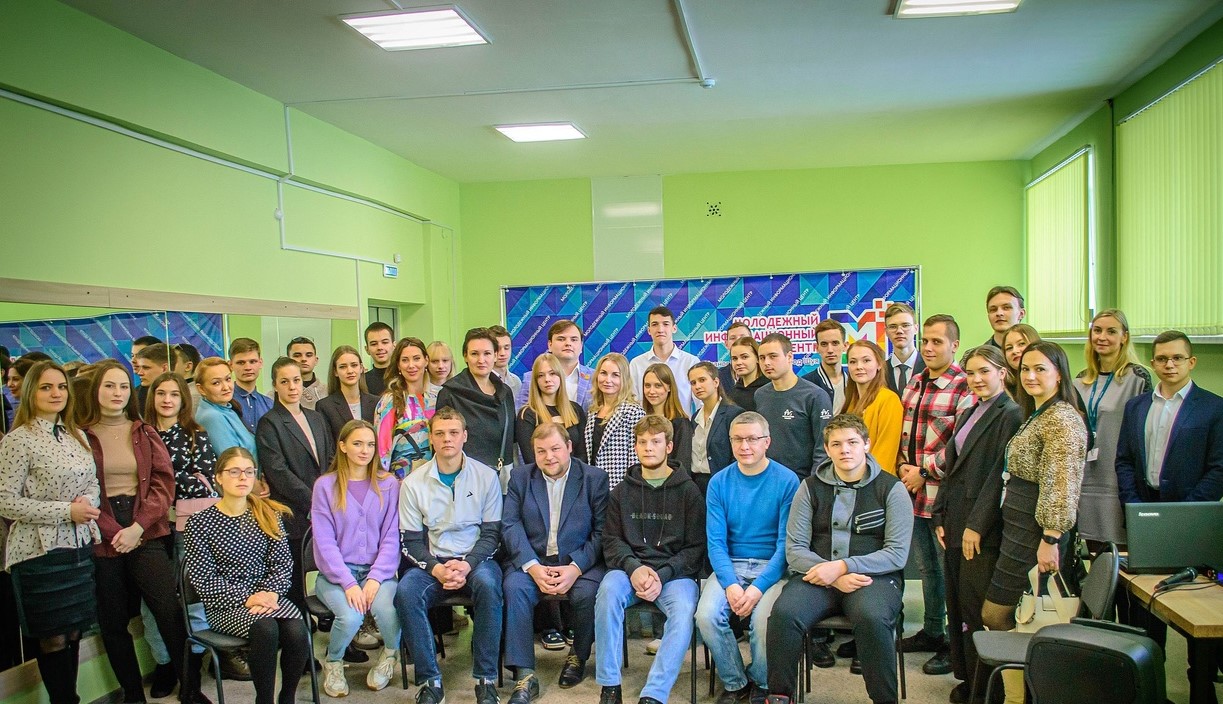 Общественники встретились с активной молодежью города Шуи