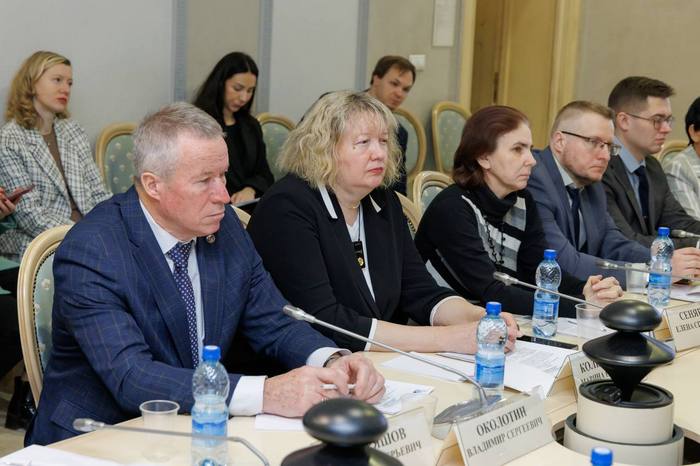 Историческая память: научно обосновать, выделить приоритеты, транслировать на внутреннем и внешнем контуре страны