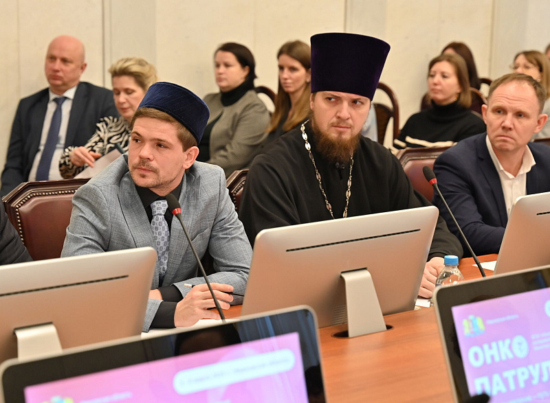 В Ивановской областной Думе состоялся гражданский диалог по теме противостояния онкологической угрозе