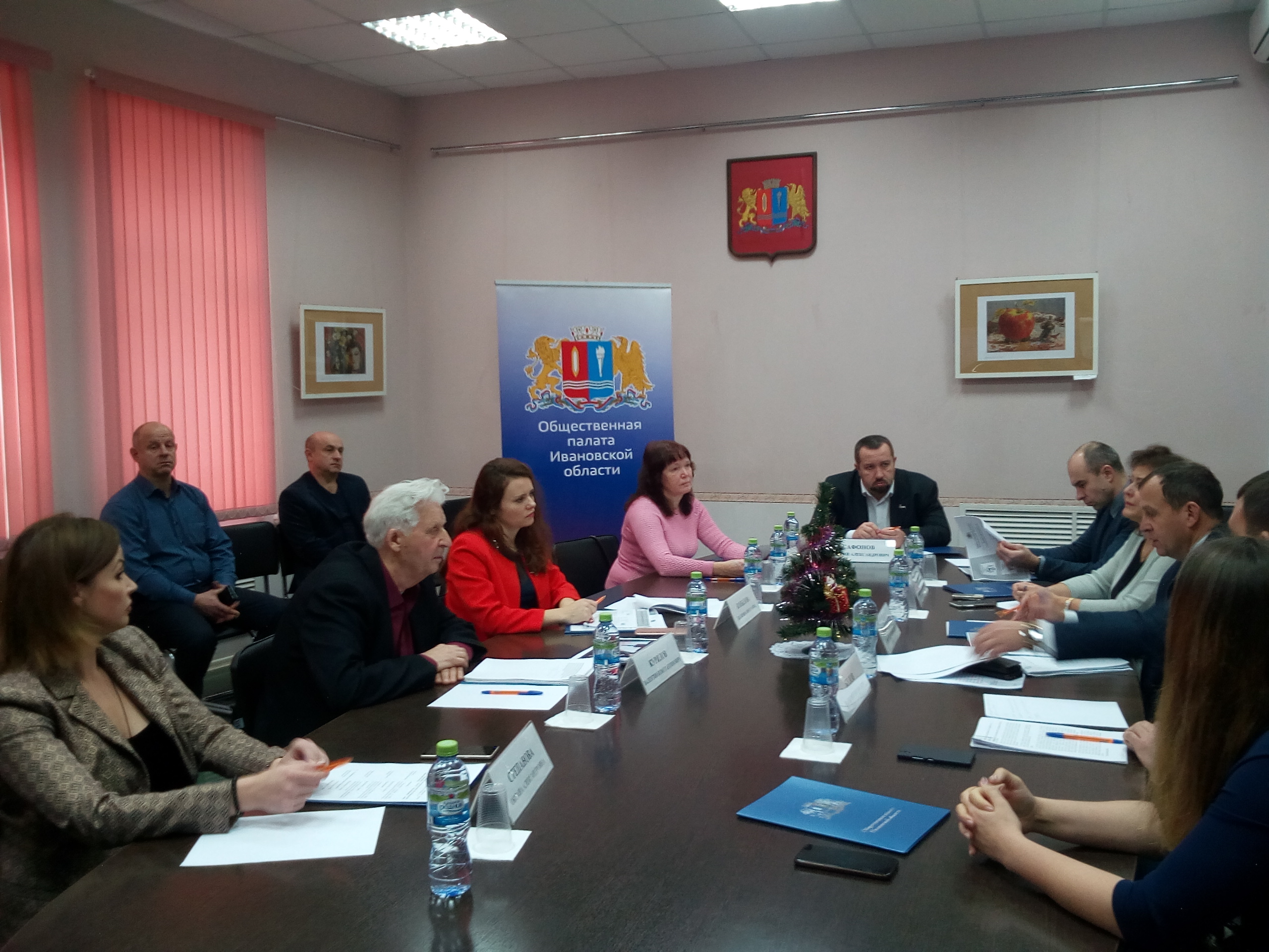 Системные ошибки в организации работы в сфере жилищно-коммунального хозяйства обсудили в региональной Общественной палате