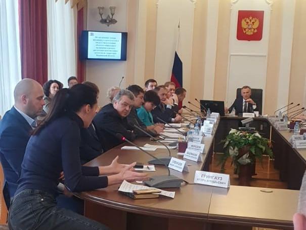 Вопросы жилищного строительства обсуждались в Правительстве Ивановской области совместно с общественниками