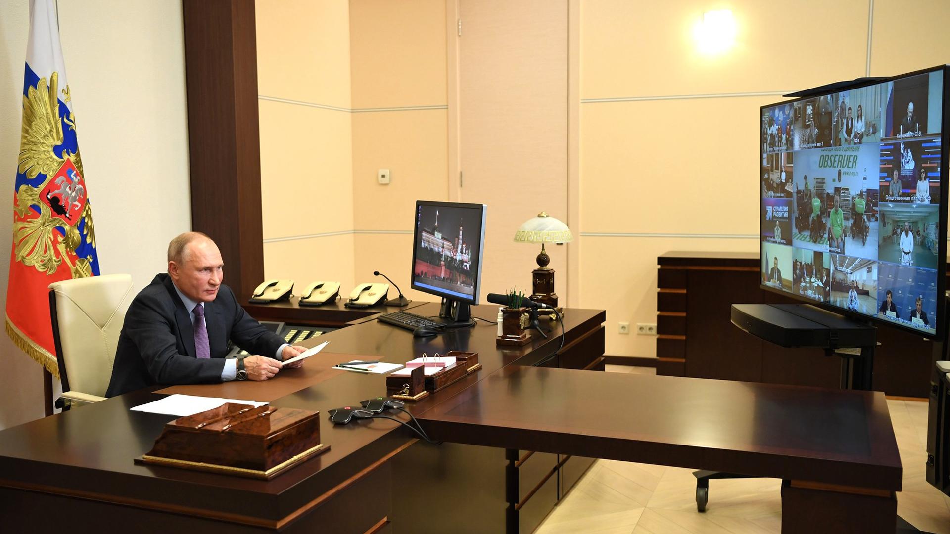 На встрече, приуроченной к Международному дню инвалидов, обсудили пути решения проблем, с которыми сталкиваются люди с ограниченными возможностями