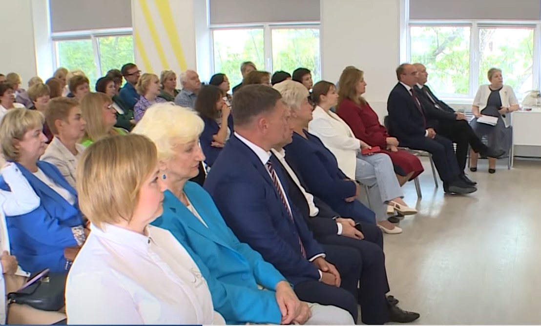 В областном центре прошел августовский педсовет на тему «Муниципальная система образования: новое время - новые возможности»