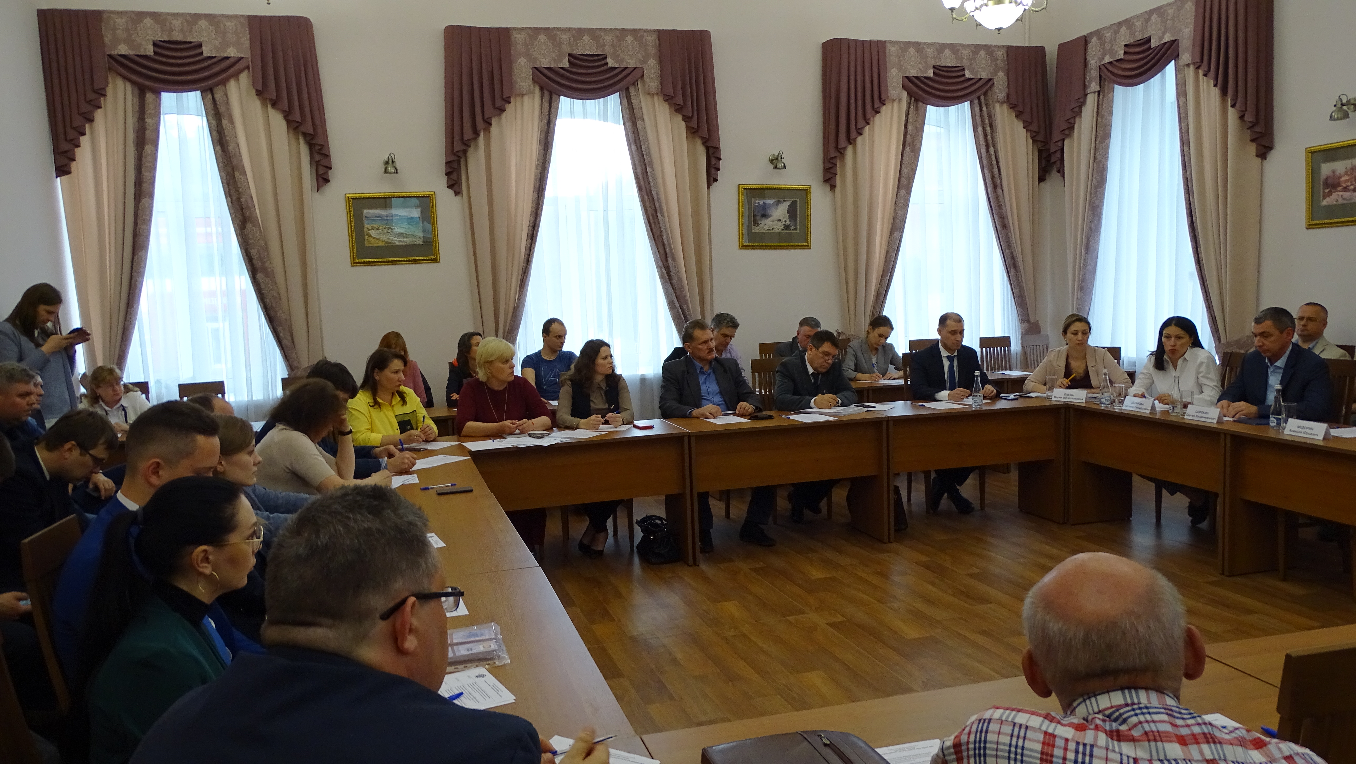 Член Общественной палаты Ивановской области приняла участие в заседании круглого стола на тему: «Кризисная ситуация предпринимателей – контрагентов АО «Ивановская ДСК».