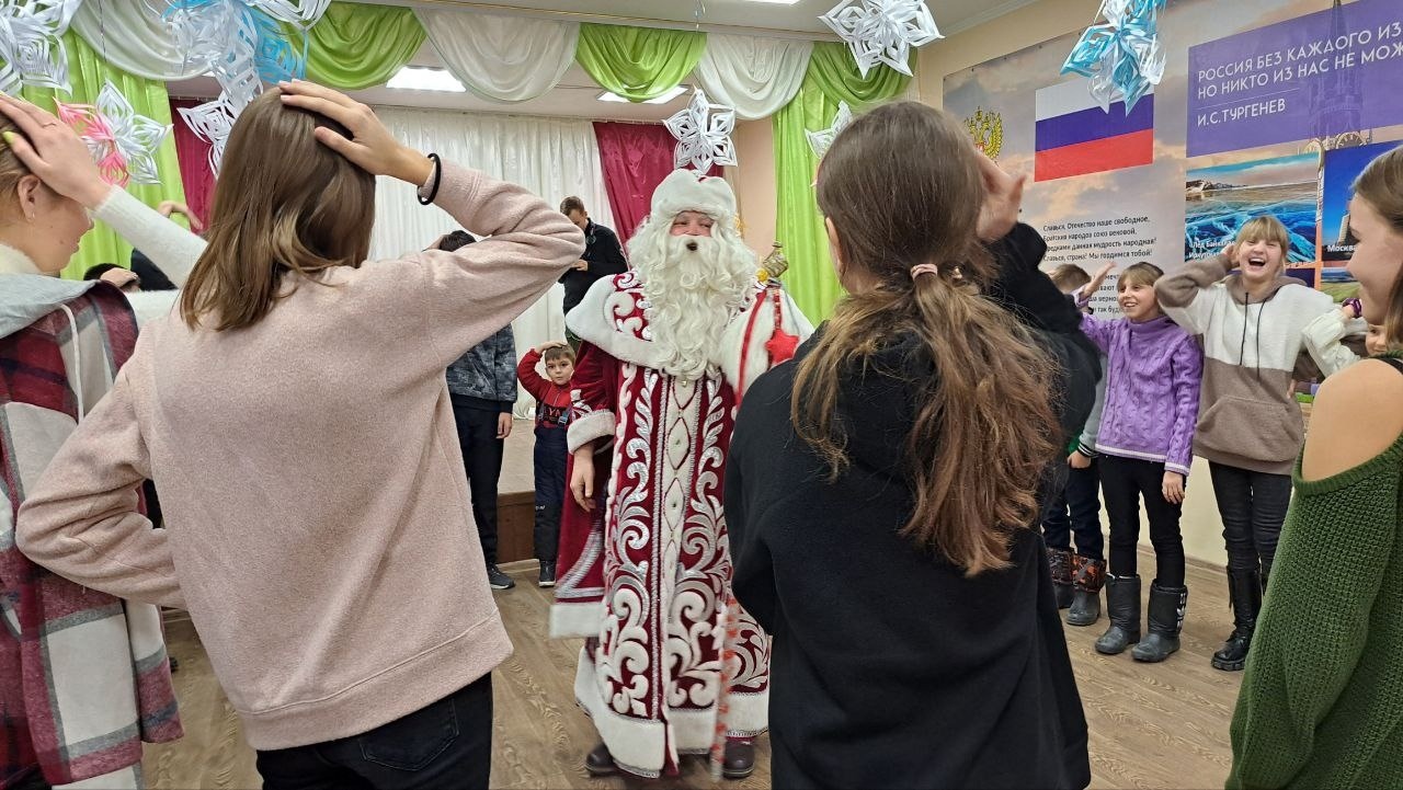 Всероссийская акция «Новый год в новые регионы»