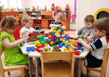 Взрослые вопросы к детским садам