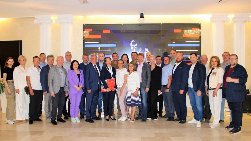 Механизмы оказания помощи военнослужащим на передовой и в тылу обсудили участники круглого стола в ОП РФ