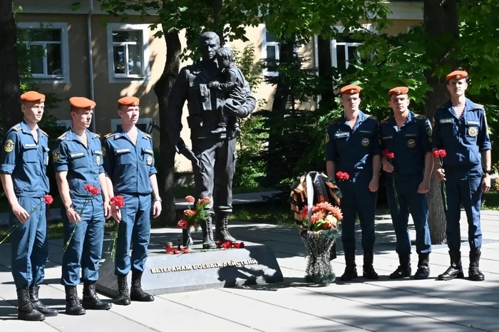 В Иванове почтили память ветеранов боевых действий
